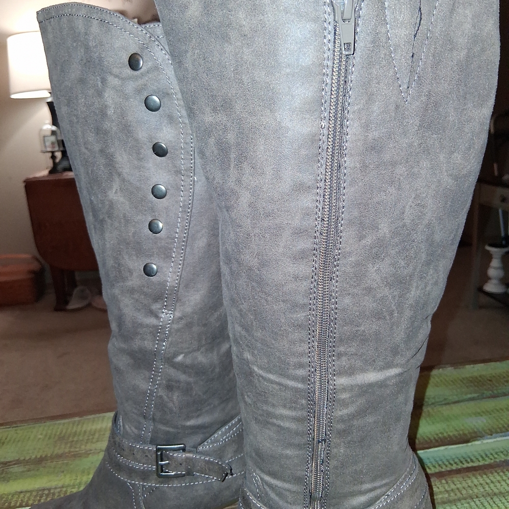 Stylish Taupe/Tan (not grey) Knee High Boots - Size 10